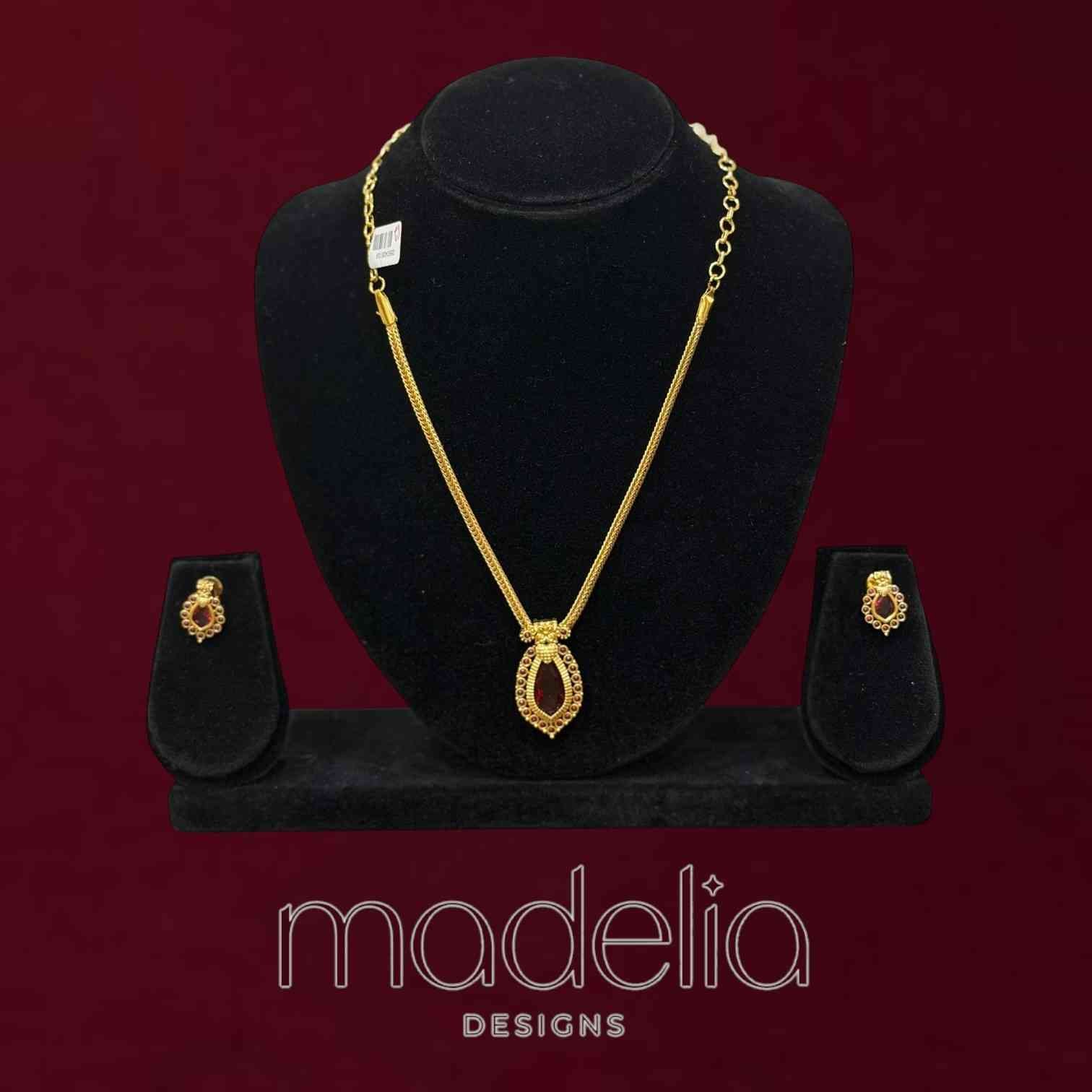Ruby Drop Pendant Necklace Set